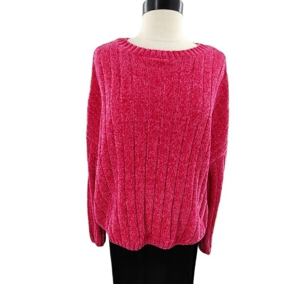 Cozy velour sweater in rich bright pink - Picture 3 of 6